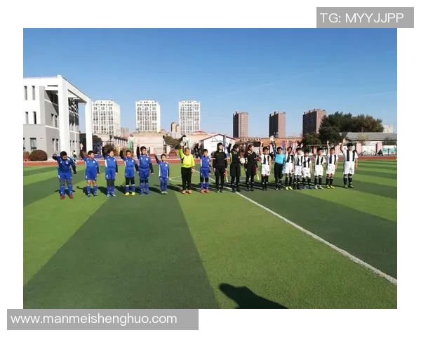 成都足球队的奋进之路:从默默无闻到辉煌成就的纪实回顾 成都足球队的奋进之路:从默默无闻到辉煌成就的纪实回顾