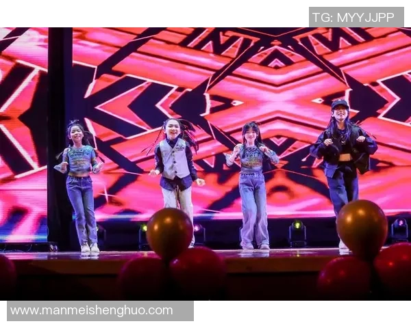 街舞盛宴:深入解析北京街舞队的默契与配合技巧