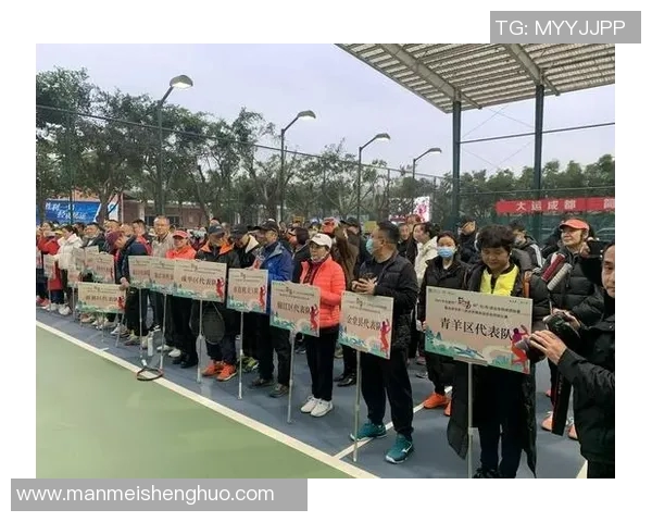 成都网球队以54分领跑杯赛积分榜展现强劲实力和团队合作精神